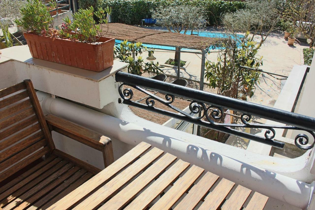 Le Petit Clos Fontjoncouse Habitación foto